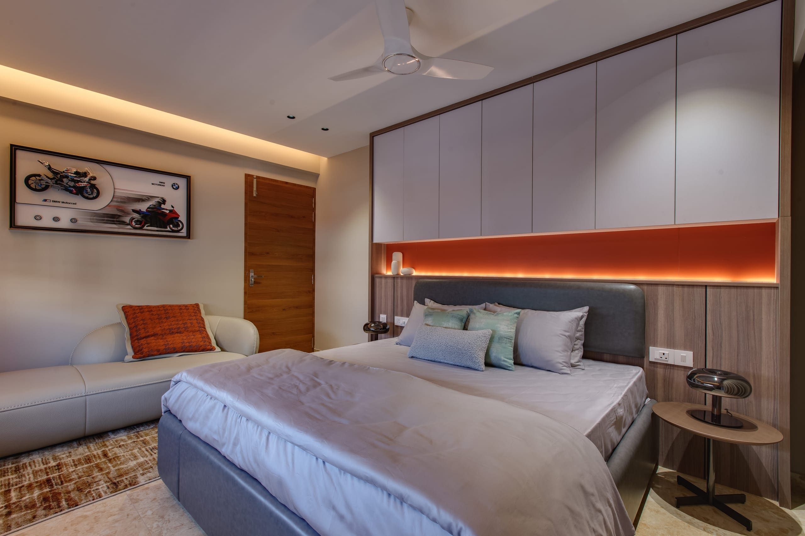 KH Group view 12